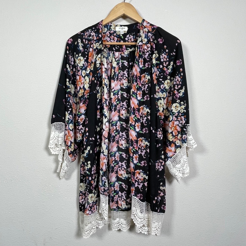 Umgee Kimono Women S/M Black Floral Crochet Lace Trim Boho Open Front Cardigan